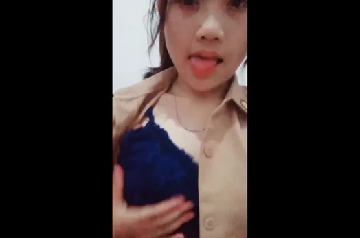 Gadis Pramuka Seragam SMA Colmek