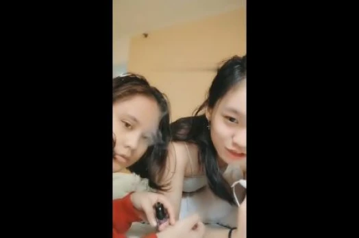 Lagi LDR Malah Ceweknya Live Ngentot Sama Cowok Lain