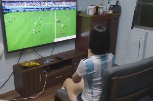 Lagi Nonton Malah Di Entod